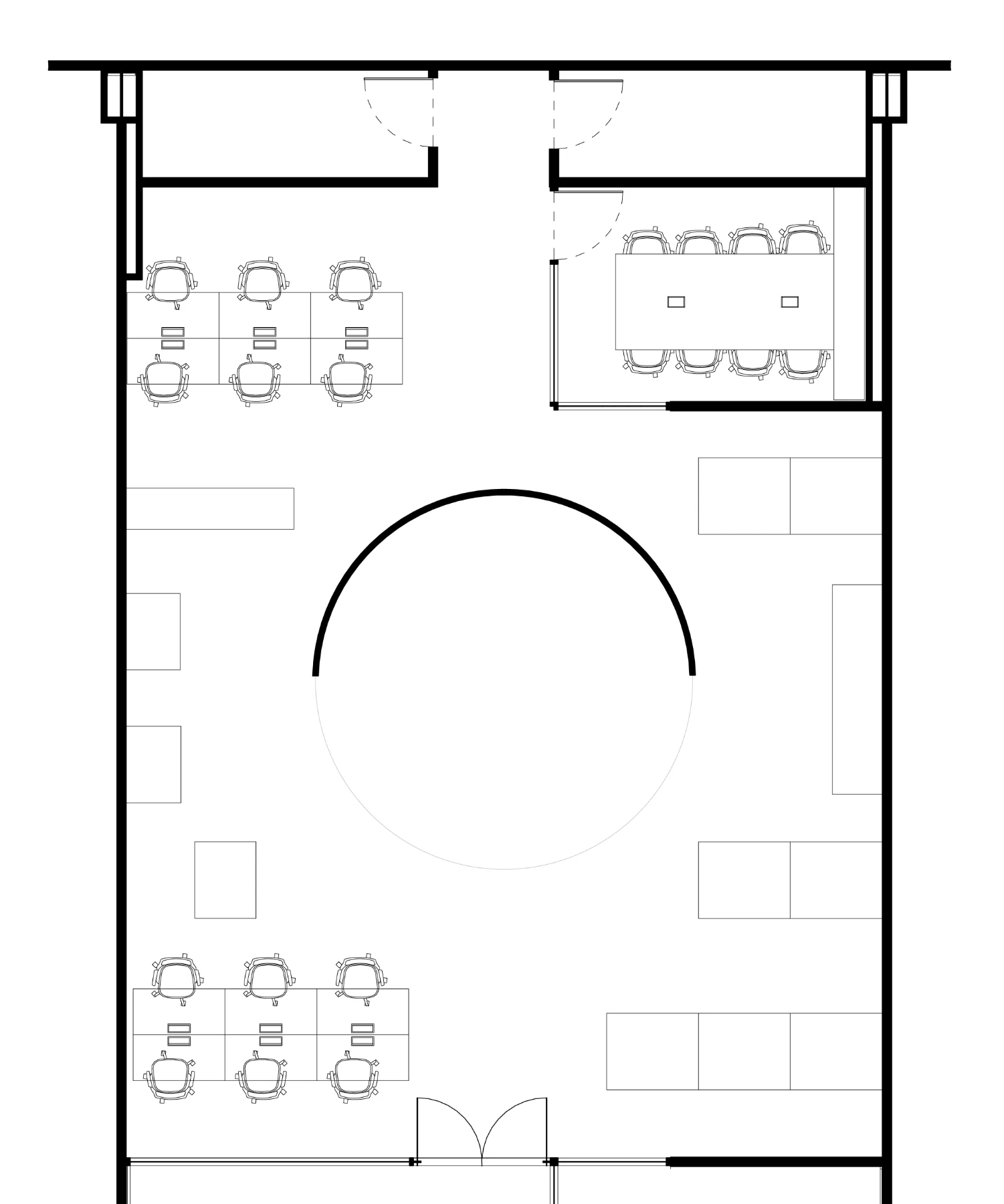 Planta baixa de layout da fase 02: arena circular de realidade virtual ao centro, estações de trabalho, sala de reunião e bancadas técnicas